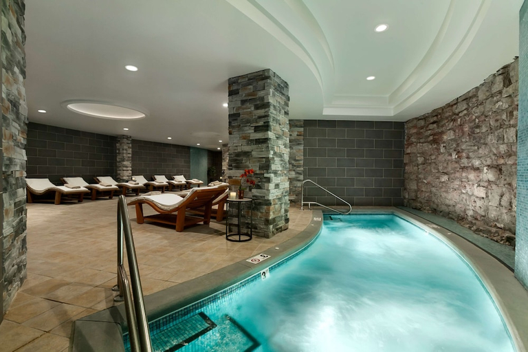 Sport & Beauty 2, The Elms Hotel Spa, Kansas City