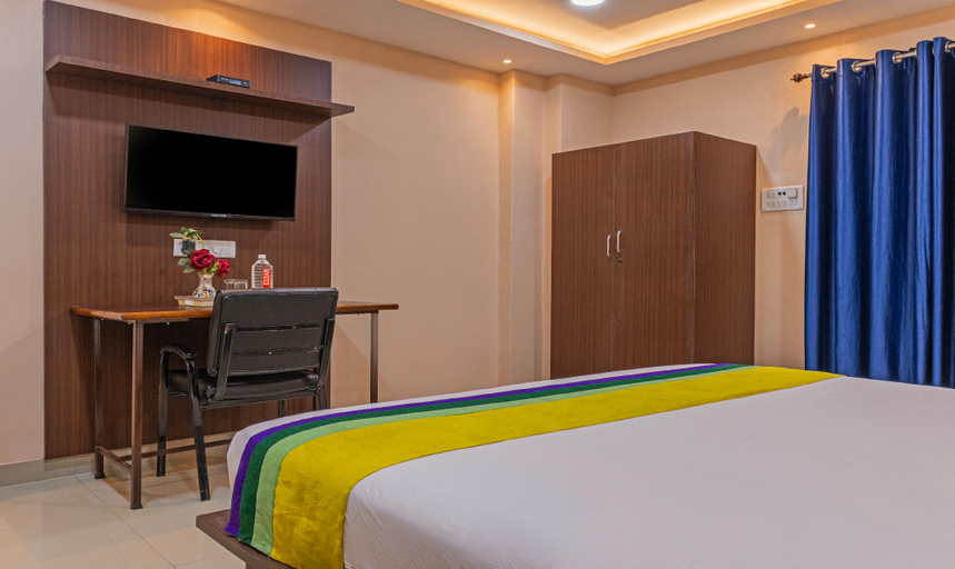 Bedroom 4, Itsy Hotels Kashi Grand, BHU, Varanasi