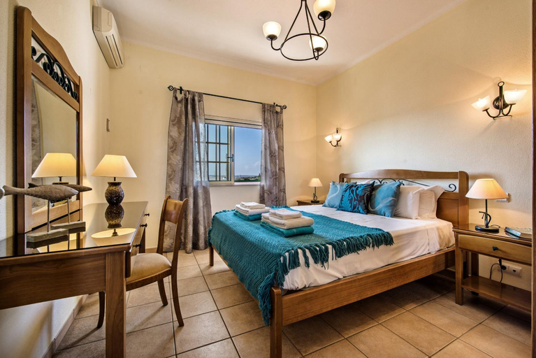 Bedroom, Rebela by Algarve Villa Holidays, Albufeira