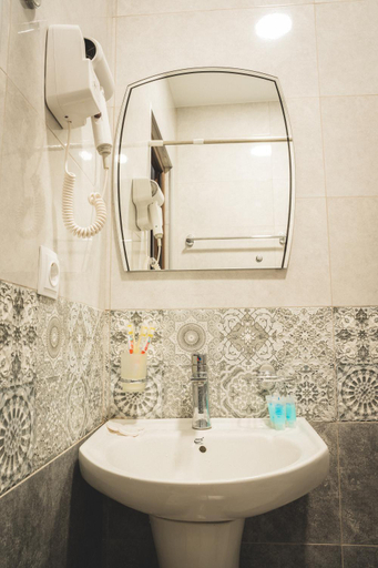 Bathroom, HH Hotel, Tbilisi
