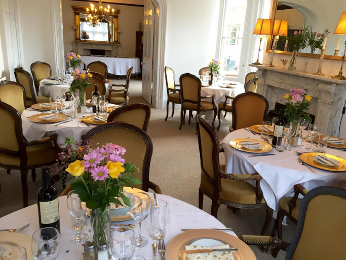 Food & Drinks 4, Aylestone Court, Herefordshire