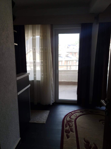 Others 5, Apartmani Ambiente