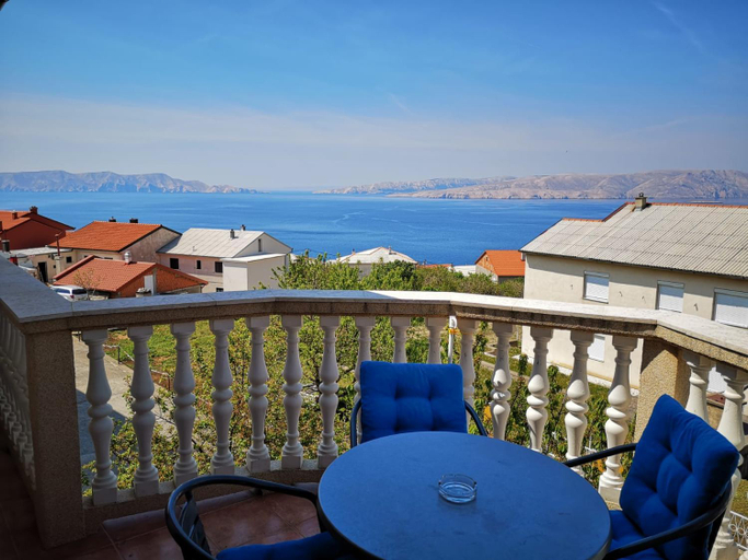 Others 2, Guest House Angela, Senj