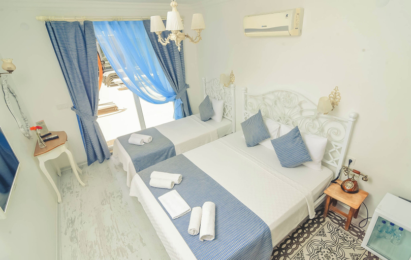 Bedroom 4, Rüzgar Gülü Otel, Çeşme