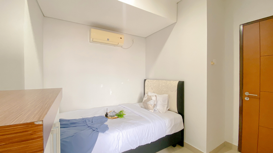 Bedroom 12