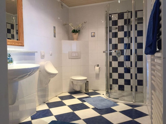 Bathroom, Nordgluck Modern Retreat, Schleswig-Flensburg