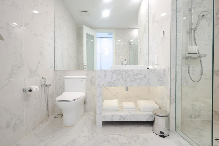 Bathroom 7