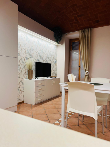Others 3, V HOME, Biella