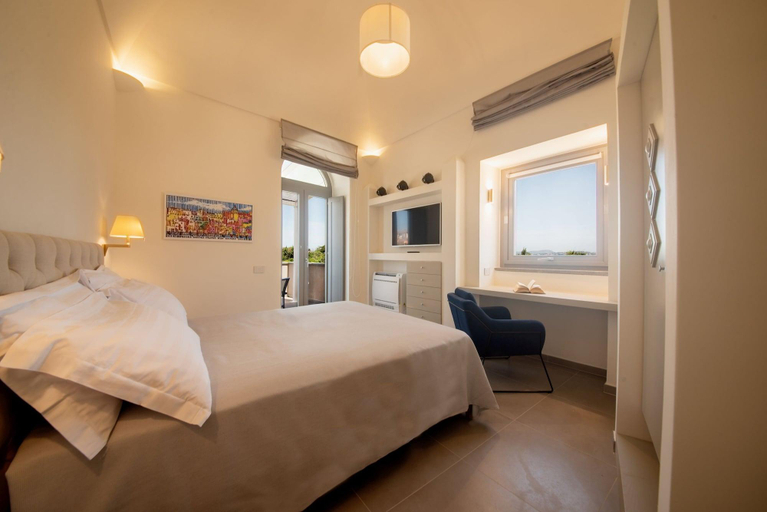 Bedroom 3, Insula Boutique Hotel, Napoli