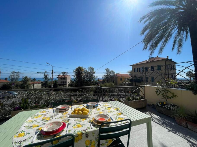 Food & Drinks 3, Casa Visconti, Bordighera, vista mare, Imperia