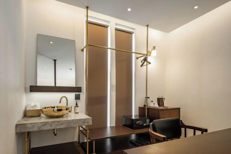 Bathroom 6