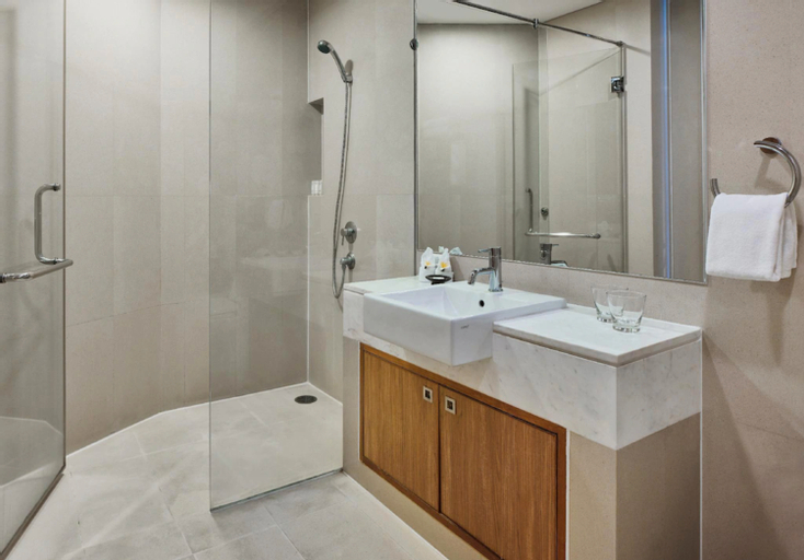 Bathroom 4