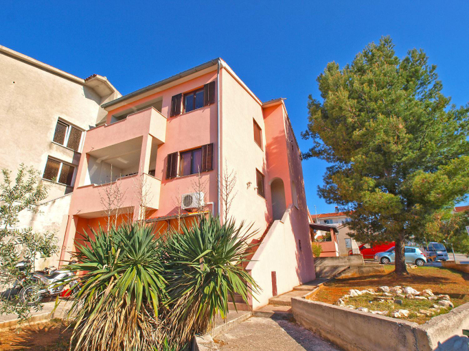 Others 5, Apartments Sandra 1335, Pula