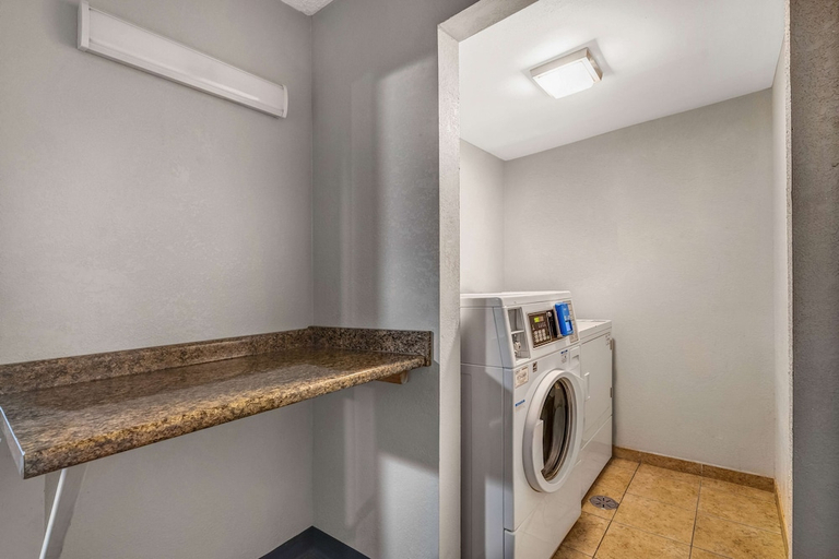 Others 5, Motel6 Elk Grove Village Il O Hare, Cook