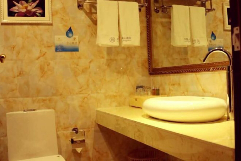 Bathroom, Yuqing County Tongxing Hotel, Zunyi