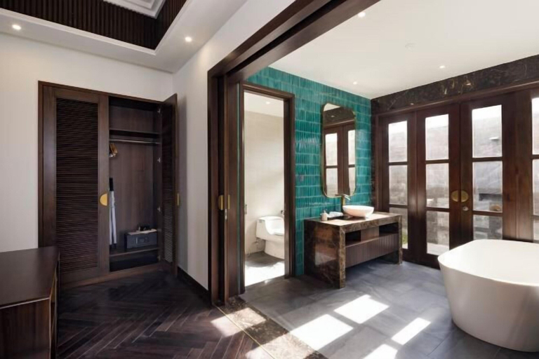 Bathroom 5