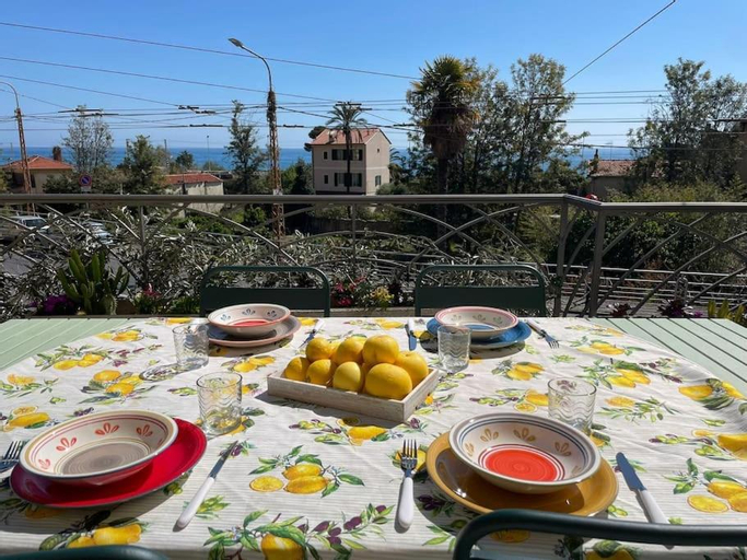 Food & Drinks 5, Casa Visconti, Bordighera, vista mare, Imperia