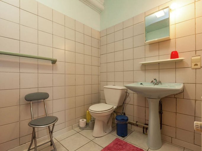 Bathroom 4, Holiday home in Bastogne with garden, Luxembourg