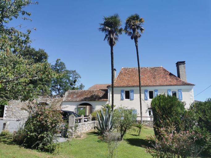 Exterior view 2, Chambres d'hotes dessine-moi un chemin, Pyrénées-Atlantiques