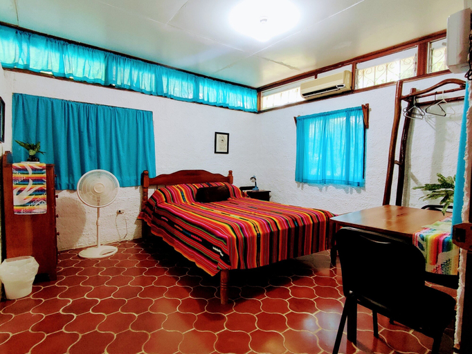 Bedroom 4, The Maya Mountain Lodge