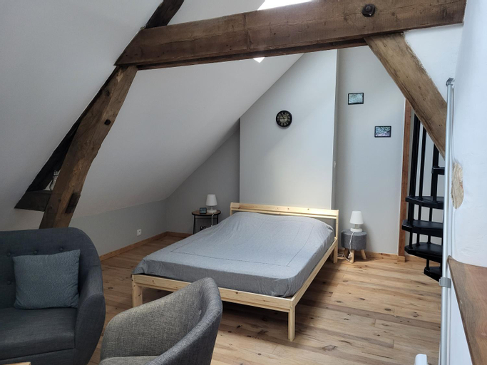 Bedroom 1, La petite maison, Loir-et-Cher