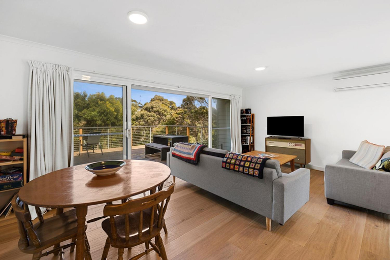 5, Myrtle Cottage, Surf Coast - West