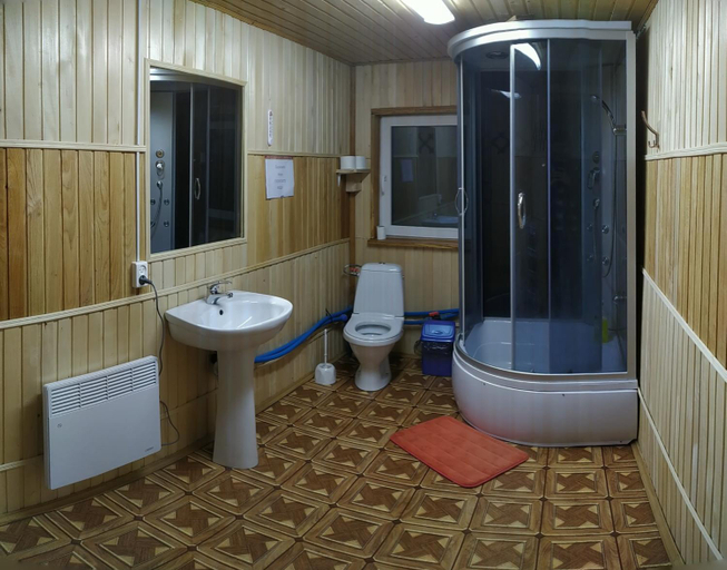 Bathroom 3, Стожари, Verkhovyns'kyi