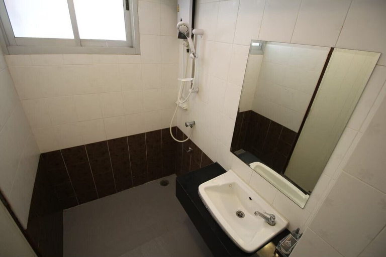 Bathroom 4, Leelawadee Resotel Raminthra 23, Bang Khen