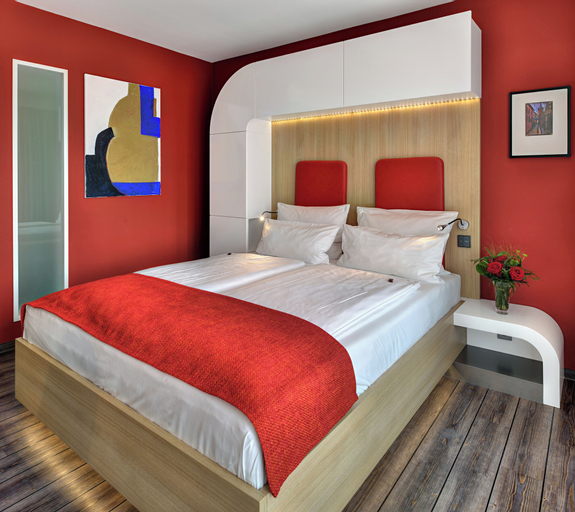 Bedroom 18
