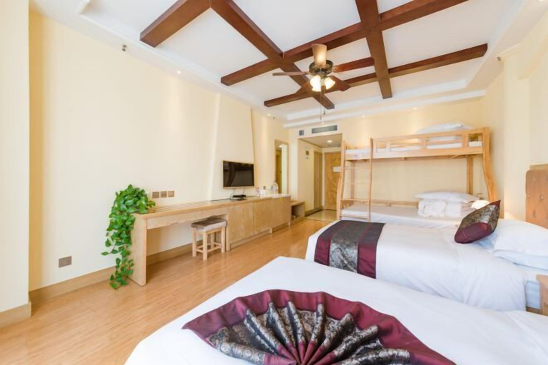 Bedroom 5, Century Dynasty Hotel, Zhangjiakou