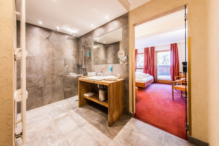 Bathroom 4, Hotel Riederhof, Landeck
