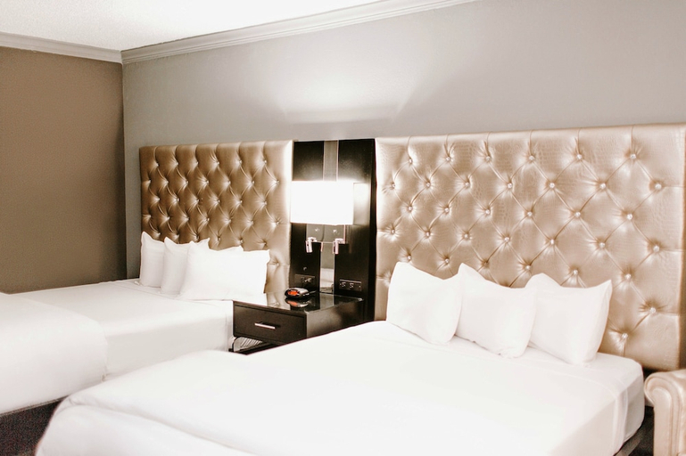 Bedroom 2, Wyndham Garden Dallas North, Dallas