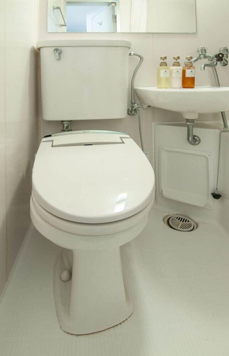 Bathroom 25