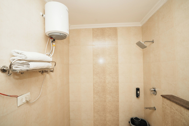 Bathroom 3, Hotel A.P Residency, Gurgaon