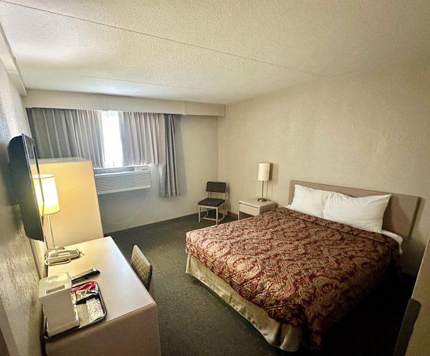 Bedroom 3, Heritage Inn Hotel & Convention Centre Saskatoon, Division No. 11