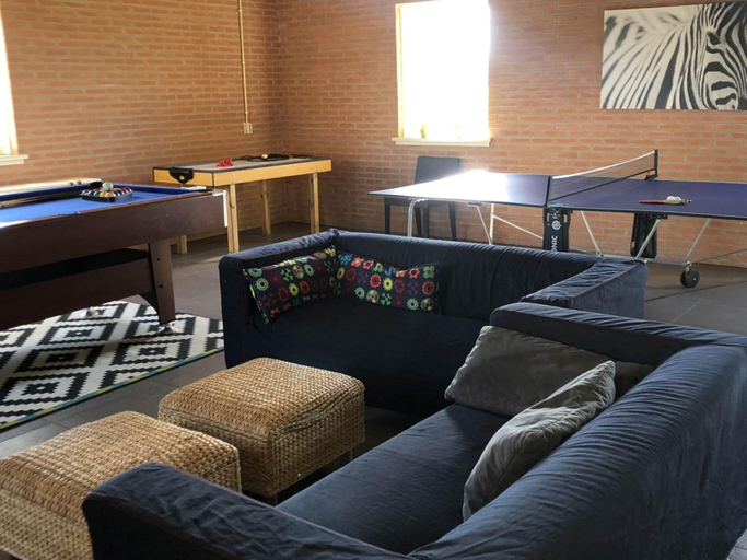 Others 3, Atmospheric House With Play Space, at the Harbor, Buren