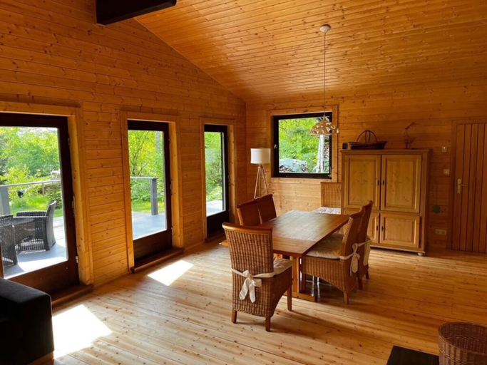 Dining, Inviting Apartment in Schotten, Vogelsbergkreis