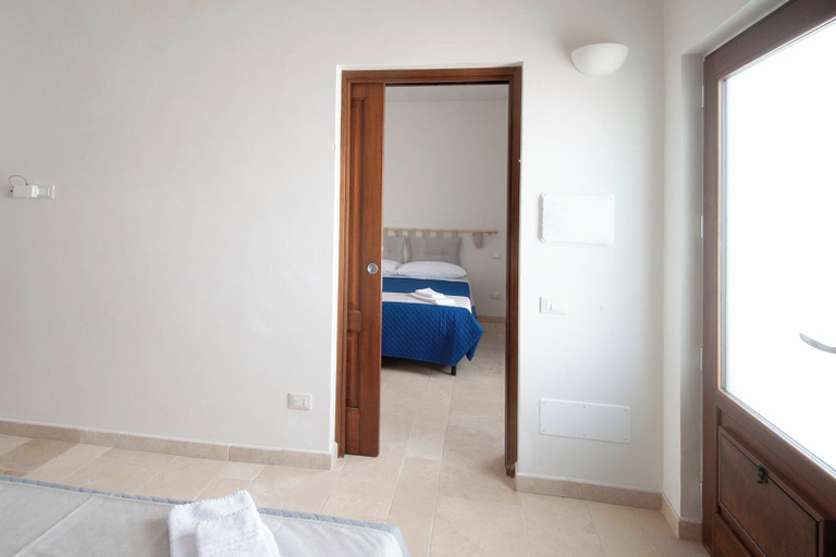 Bedroom 2, Masseria Dirupo, Bari