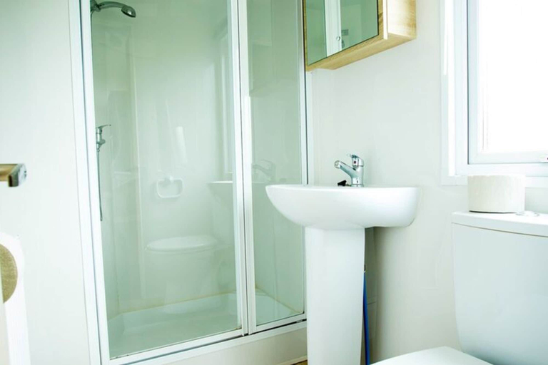 Bathroom, Chalet near Loonse and Drunense Dunes, Tilburg
