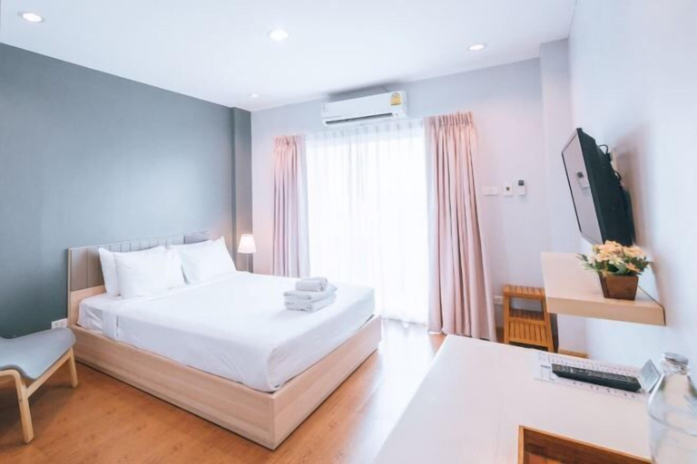Bedroom 28