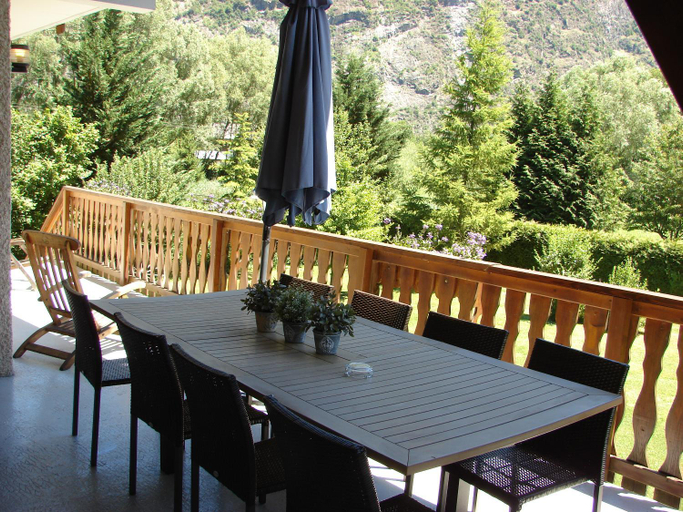Others 5, Le Chalet Carpe Diem, Isère
