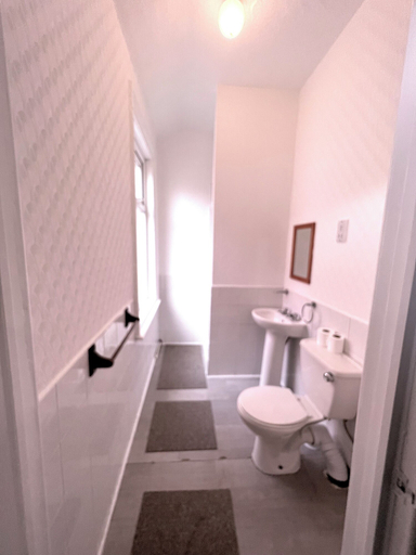 Bathroom 3, Calypso Hotel Blackpool, Blackpool