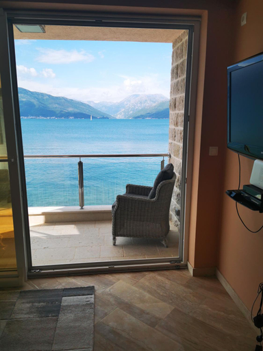 Others 2, Villa Leut Montesol Tivat Krasici