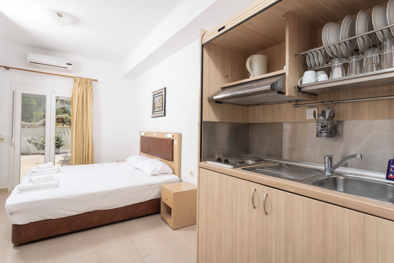 Bedroom 4, Villa Helga Exotic, Central Macedonia