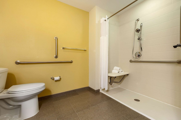 Bathroom 4, Sleep Inn & Suites Fargo, Cass