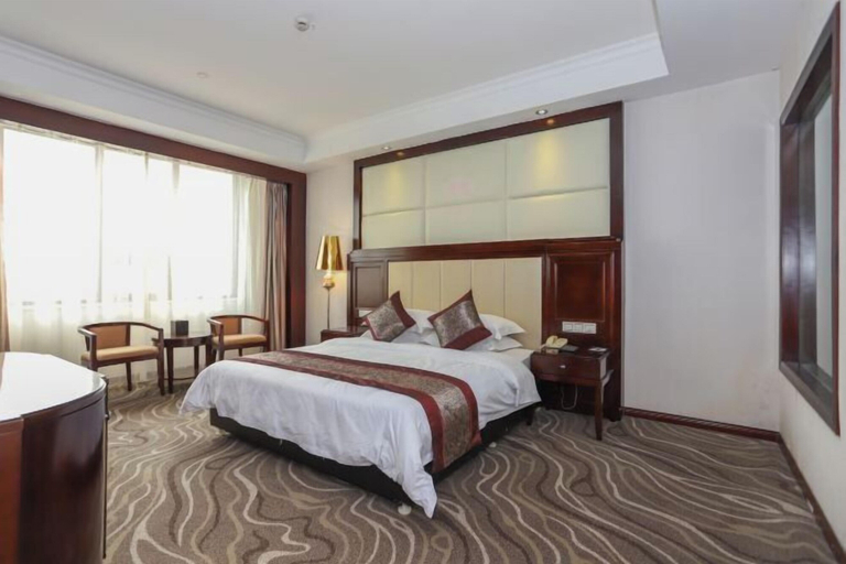 Bedroom 3, Huatai Hotel, Tianmen
