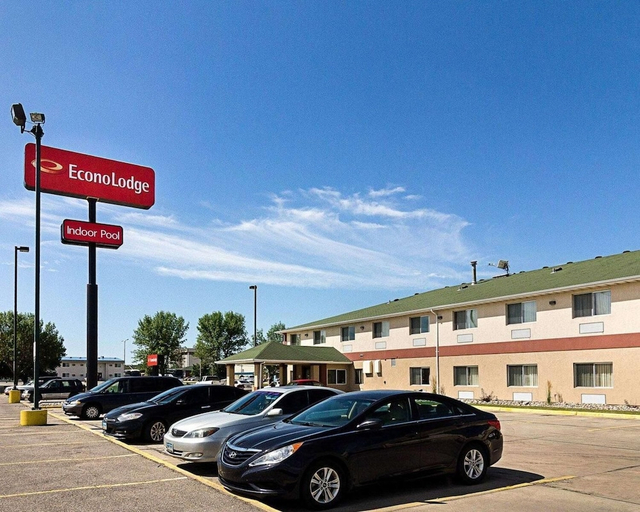 Exterior & Views 2, Econo Lodge Fargo - West Acres, Cass