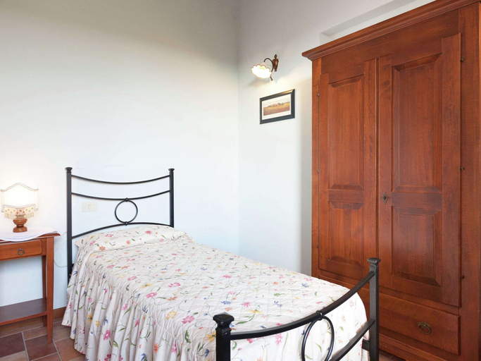 Bedroom 2, Belvilla by OYO Giaggiolo, Florence