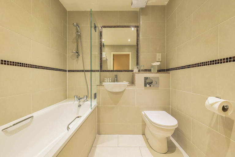 Bathroom 5, Holyrood Aparthotel, Edinburgh
