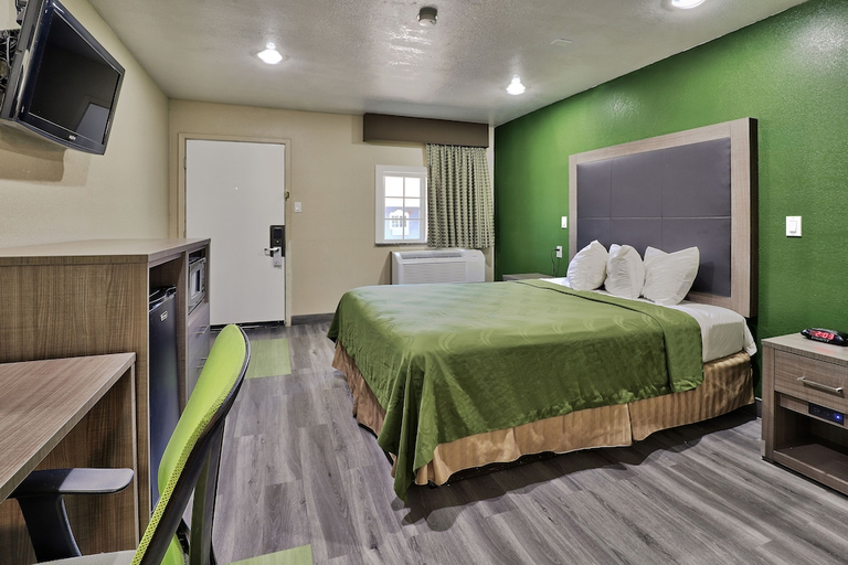 Bedroom 2, Fort Davis Inn & R.V. Park, Jeff Davis